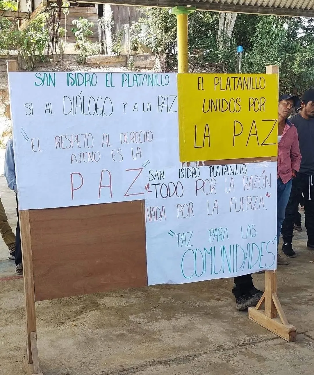 Comunidad sitiada no puede recibir los cuerpos de sus familiares, militantes de Ucizoni asesinados