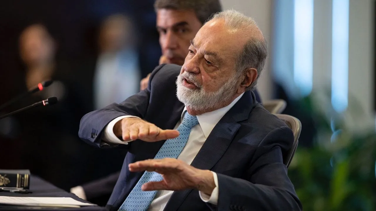 Slim, en nuevo deslinde, niega responsabilidad en el colapso de la Línea 12 del Metro