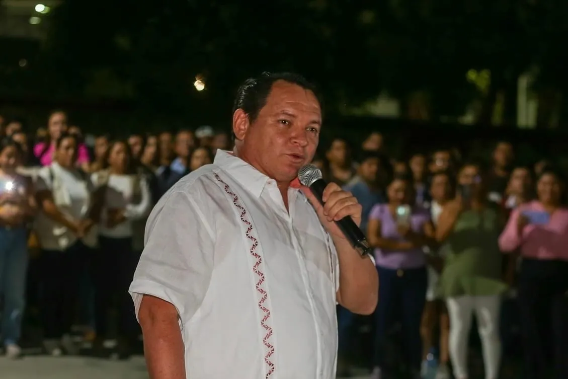 Gobernador de Yucatán tras represión del 8M: "Es mi obligación cuidarlas"