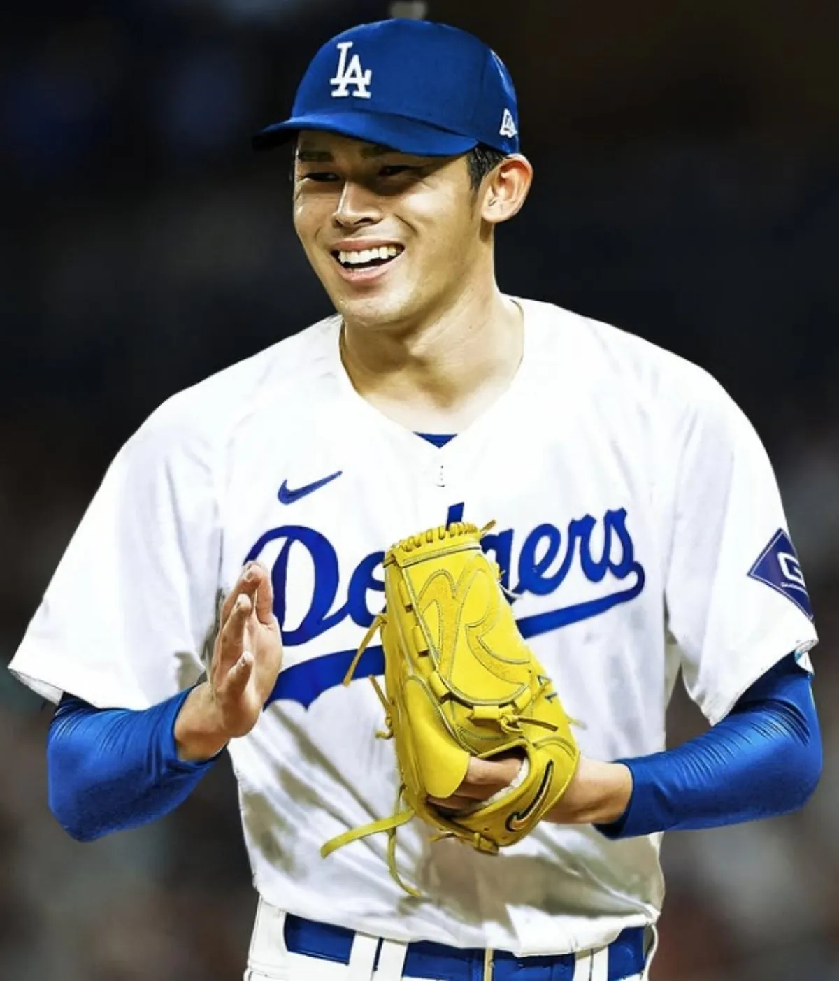 Dodgers de Los Ángeles fichan a la estrella japonesa Roki Sasaki