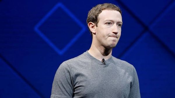Zuckerberg pide disculpas por caída de redes