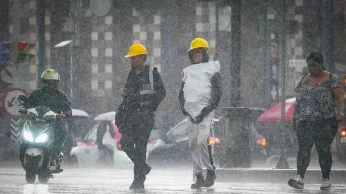 Amaga un nuevo ciclón: lluvias intensas de lunes a jueves por la onda tropical 14