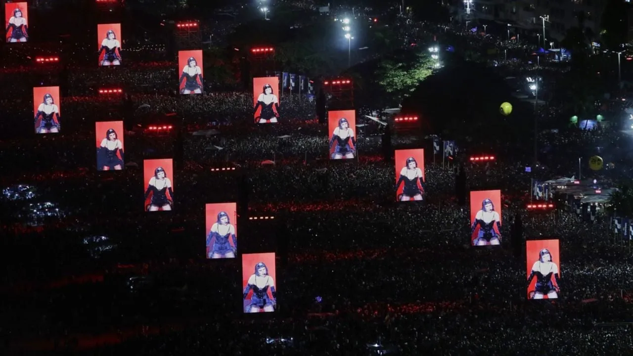 Lady Gaga deslumbra en Copacabana con un concierto para más de 2 millones de fans