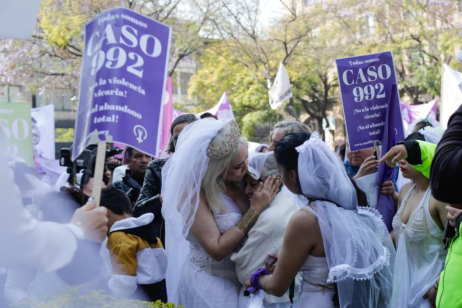 Protestan en la SCJN para que obligue a las autoridades a proteger a víctimas de violencia familiar