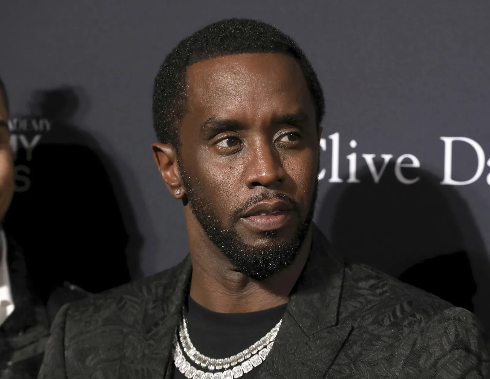 Sean "Diddy" Combs enfrenta nuevas demandas por agresión sexual a menores de 10 y 17 años