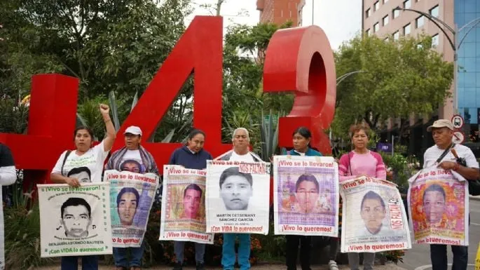 Buscar en batallón de infantería de Iguala es una acción distractora: Padres de los 43 de Ayotzinapa