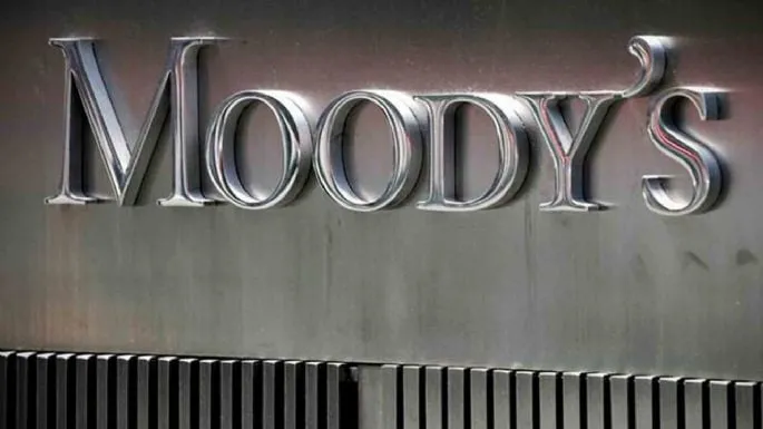 Reforma judicial podría socavar la calificación crediticia de México, advierte Moody’s