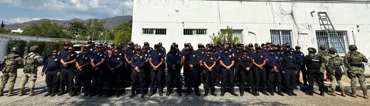 Detienen a 98 policías de Tonalá, Chiapas, por no poder acreditar su cargo