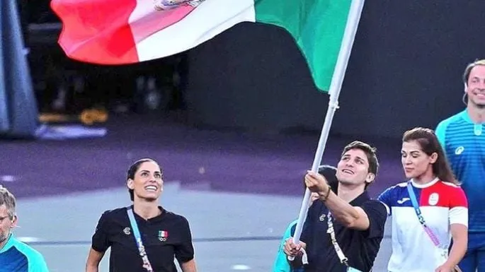 Nuria Diosdado y Marco Verde fueron abanderados en la ceremonia de clausura de París 2024