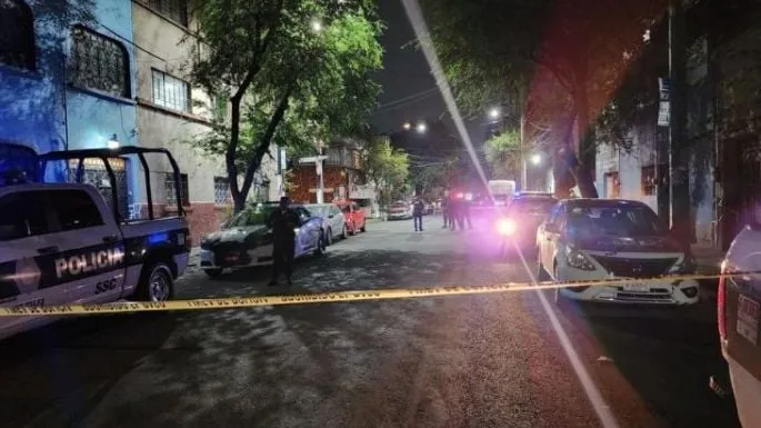 Balean a dos mujeres en Iztacalco; una murió