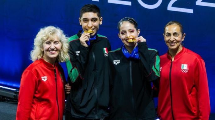 Mexicanos ganan medalla de oro en el Campeonato Mundial Juvenil de Natación Artística