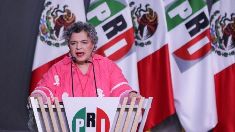 Se “destapa” Beatriz Paredes rumbo a presidencia 2024