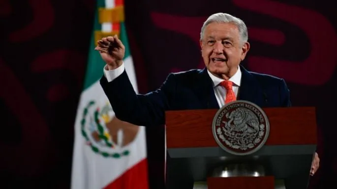 AMLO a estudiantes de la UNAM por marcha contra reforma al Poder Judicial: "Los están engañando"