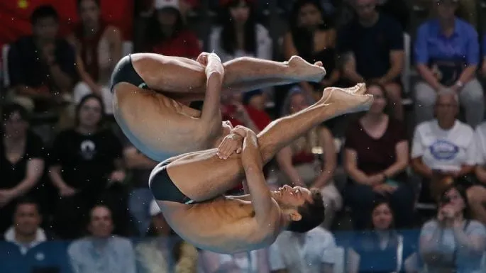 Kevin Berlín y Randal Willars quedan en 4to lugar en plataforma de 10 metros