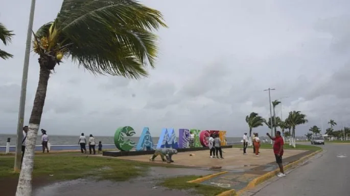 Huracán Milton categoría 5 azotará el martes con lluvias intensas y rachas de viento de 200 km/h