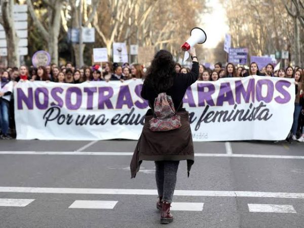Feministas acusan a FGJCDMX por abuso de autoridad en cada marcha del 8M