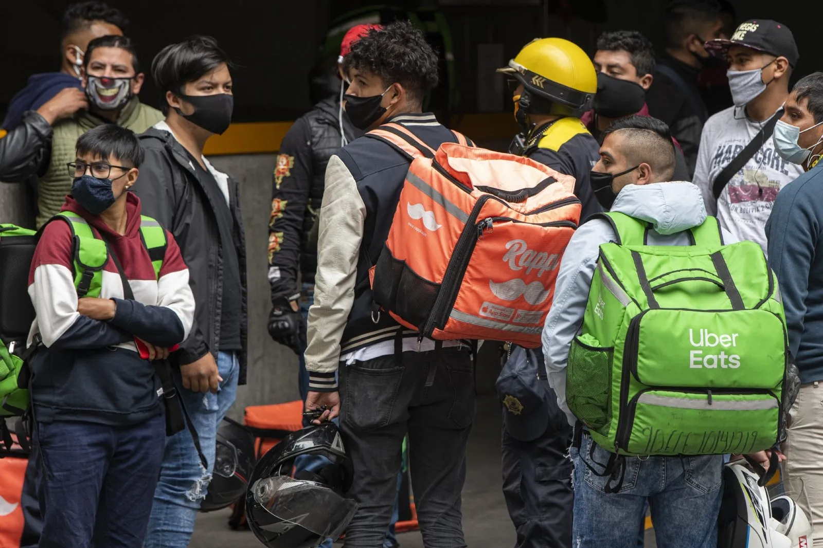 “Esto no ha acabado”: Repartidores sobre reforma que regulariza el trabajo en plataformas digitales