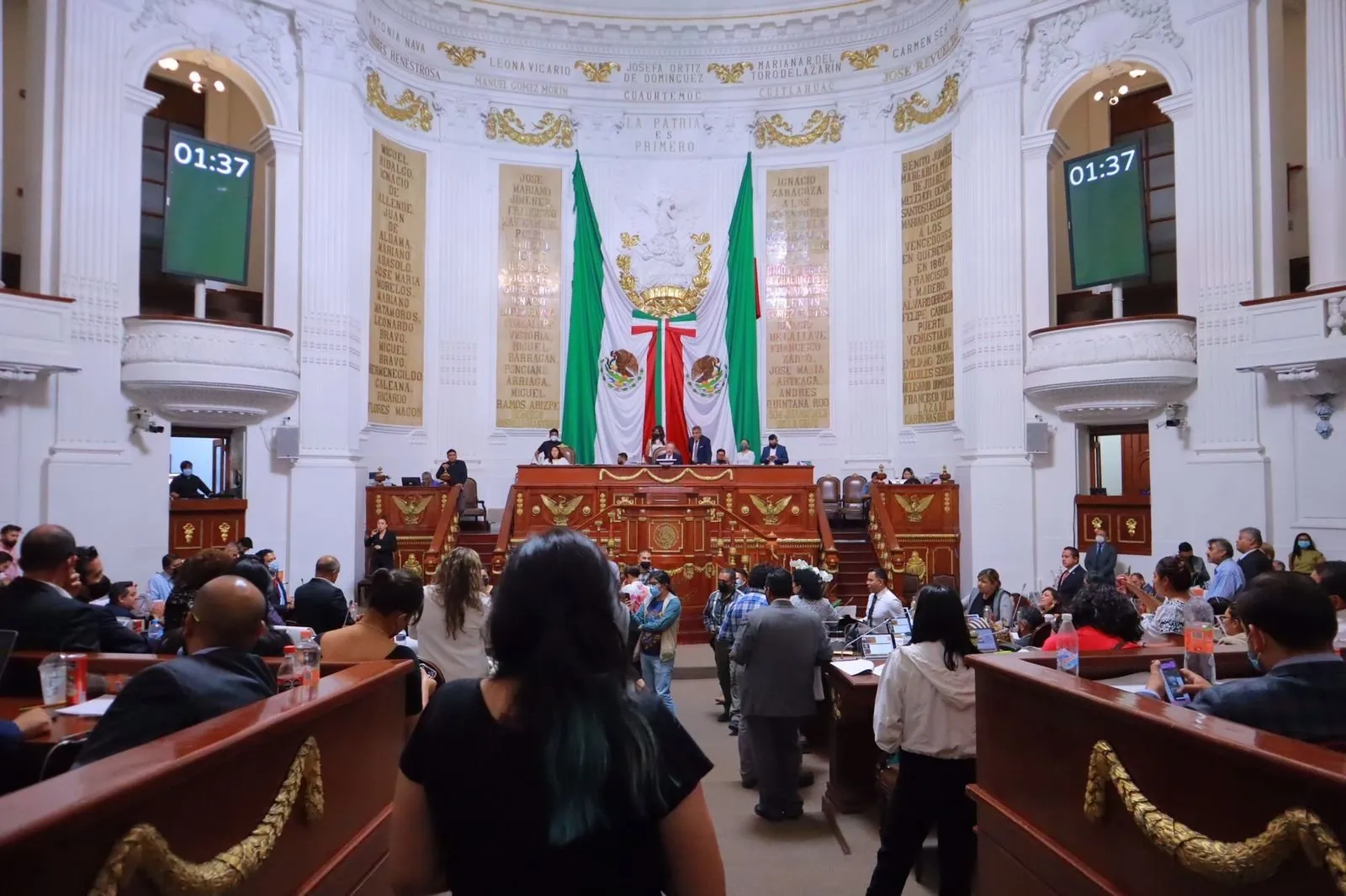 El Congreso de la CDMX aprueba el regreso de la licencia de conducir permanente