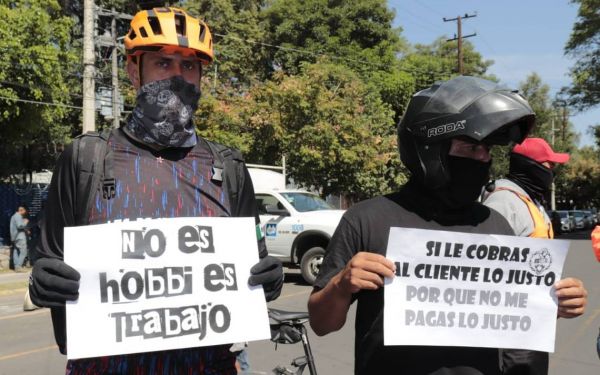Repartidores de Uber o Didi en México, sin derechos laborales