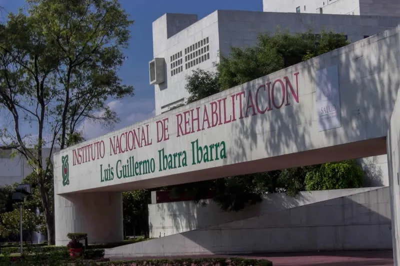 ITESM firma acuerdo con el Instituto Nacional de Rehabilitación para la formación de médicos