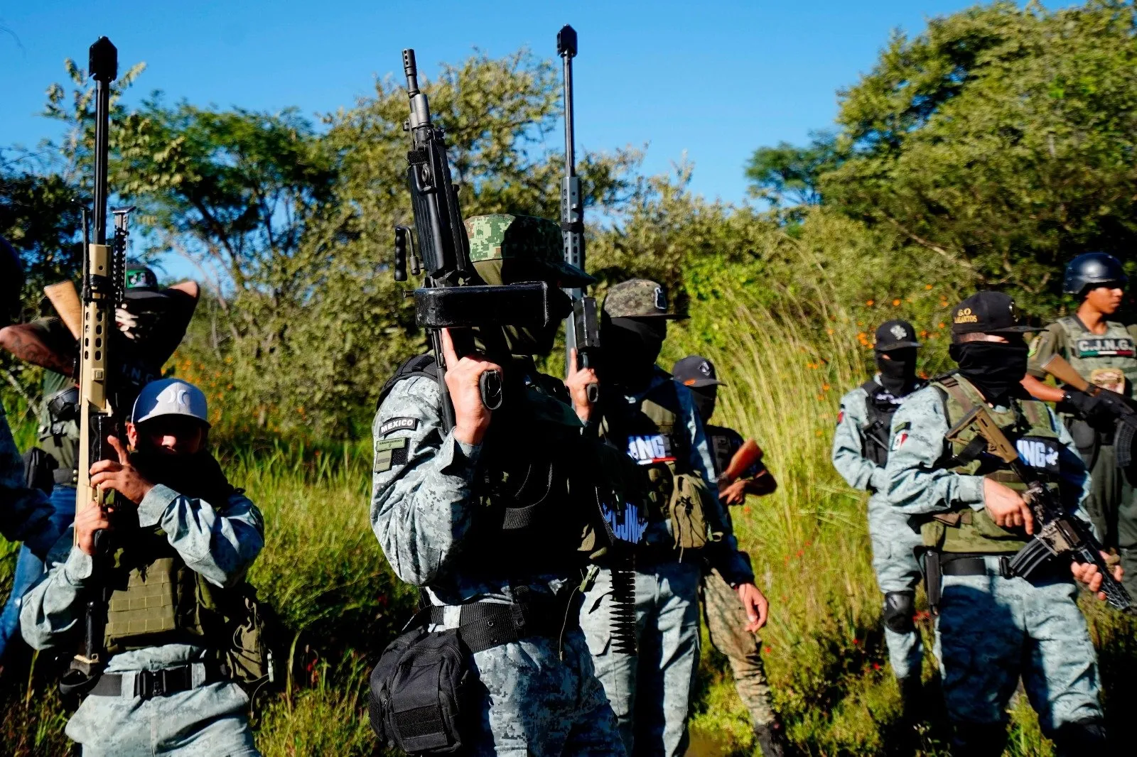 Aumenta decomiso de armas en EU, pero las de alto calibre siguen llegando a México