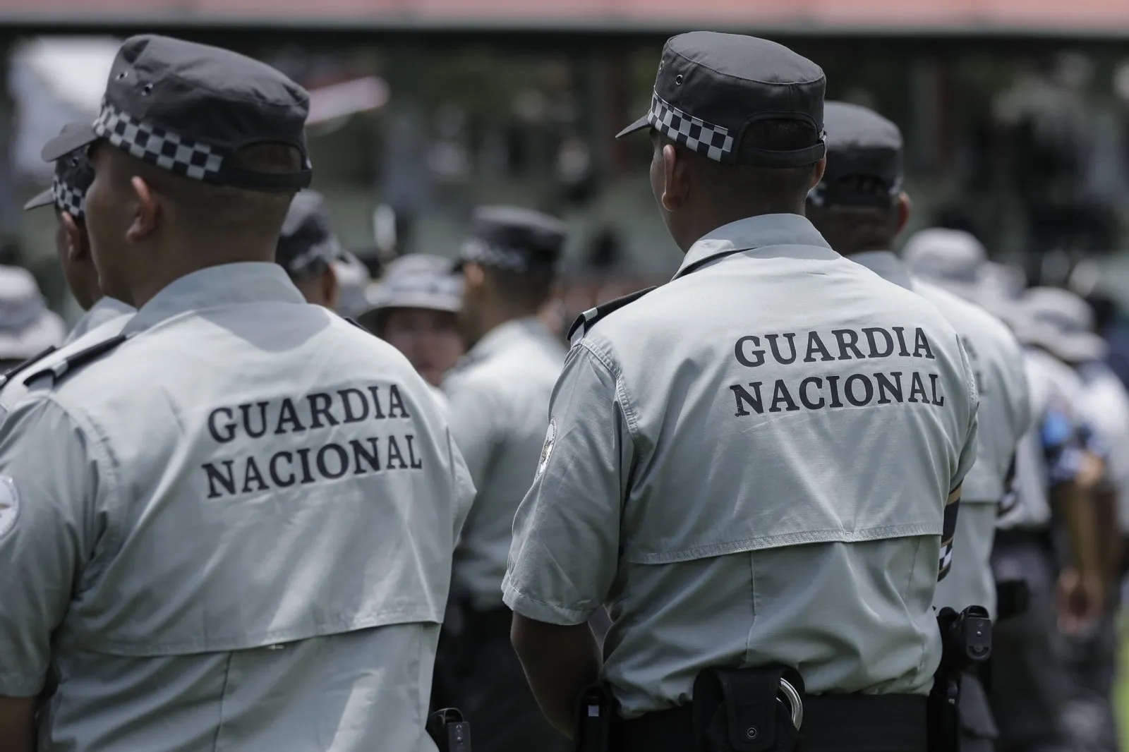 "Levantan” a dos de la Guardia Nacional en plena unidad habitacional militar en Culiacán