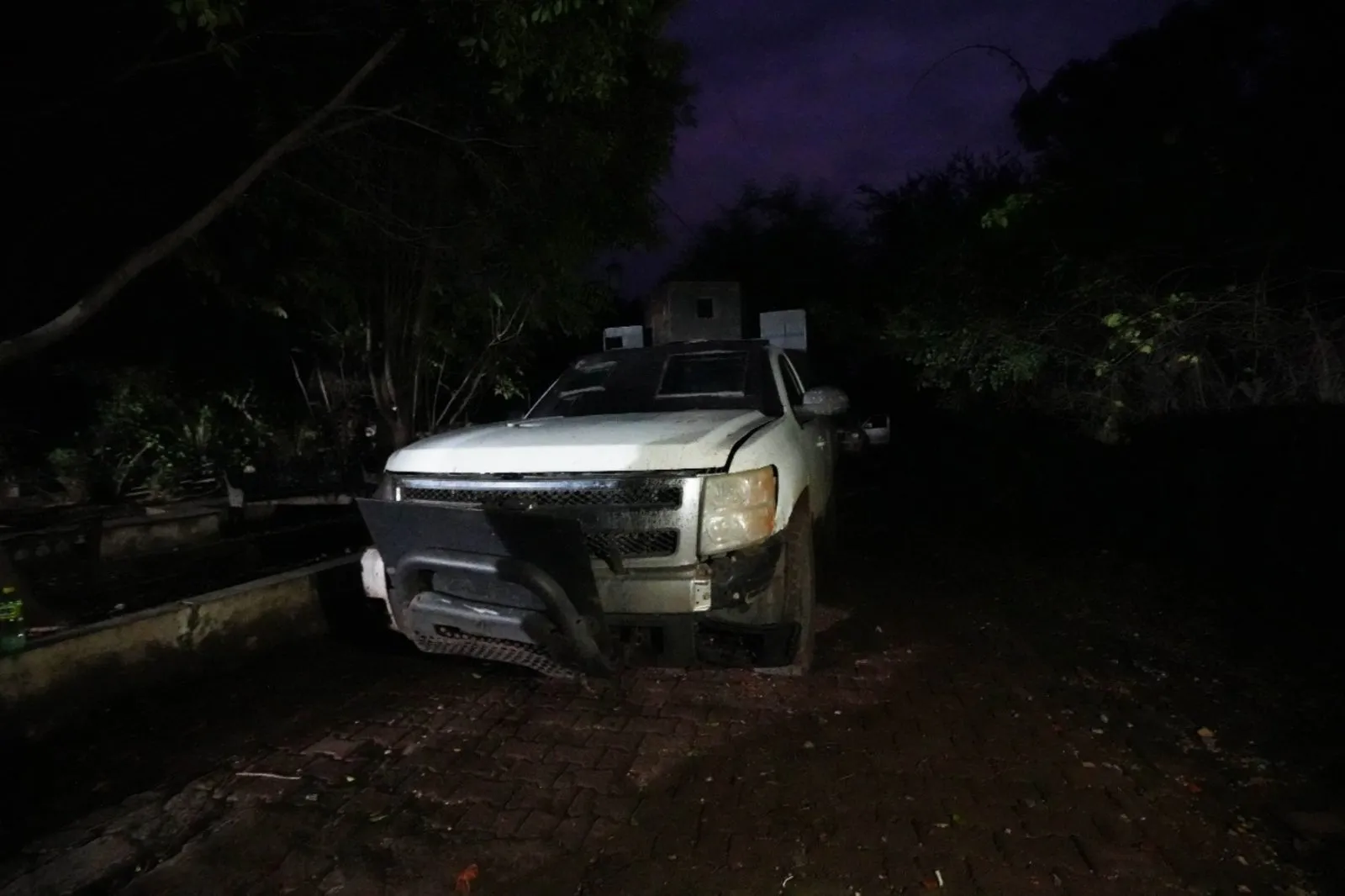 Dejan tres cabezas humanas en el centro de Apatzingán, Michoacán