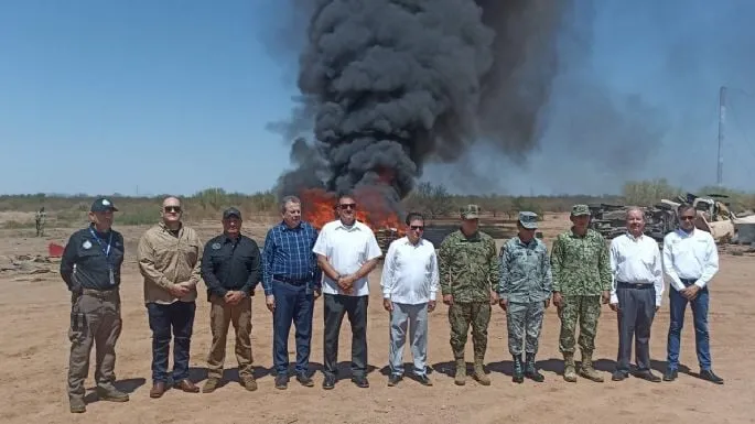 La FGR destruye narcotanques, máquinas tragamonedas y droga en Sonora