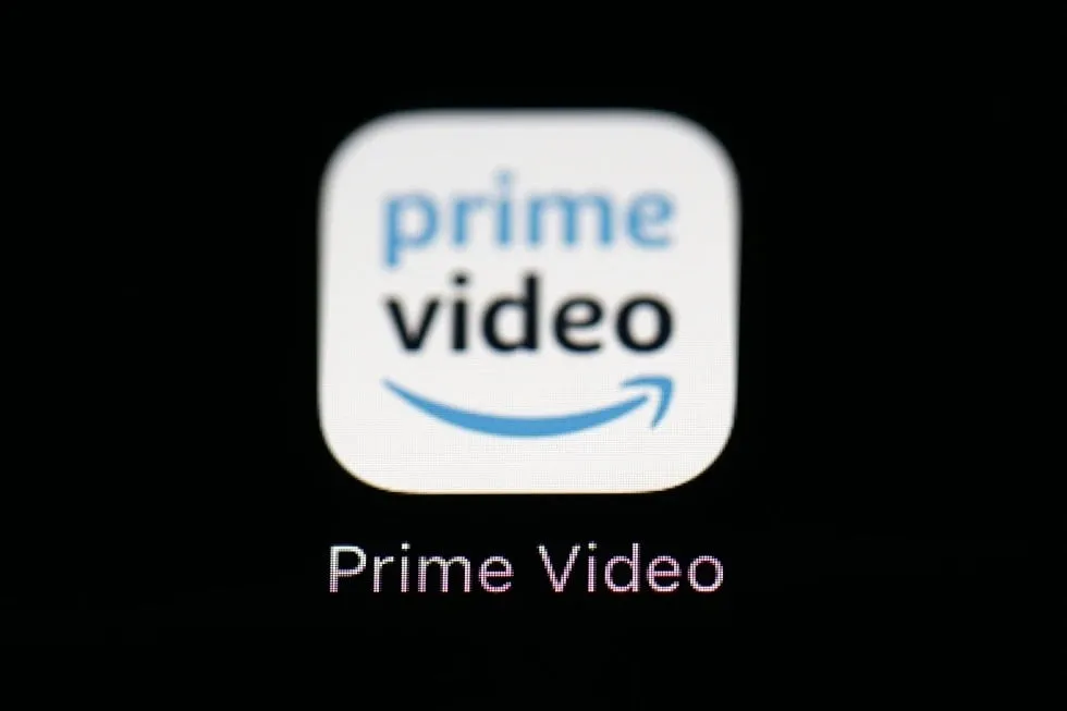 Amazon prueba doblaje asistido por inteligencia artificial para películas y series en Prime