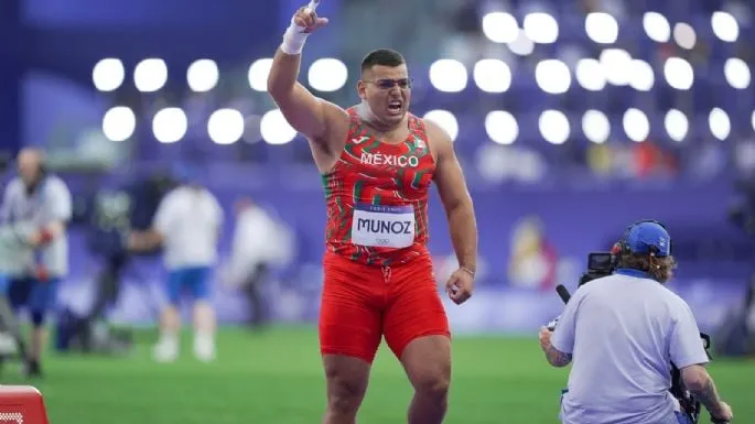 Uziel Muñoz avanza a la final de lanzamiento de bala en París 2024