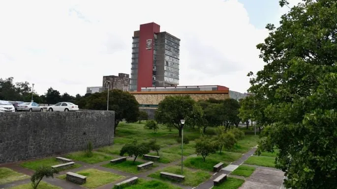 Detienen a presunta vendedora de mariguana en Ciudad Universitaria