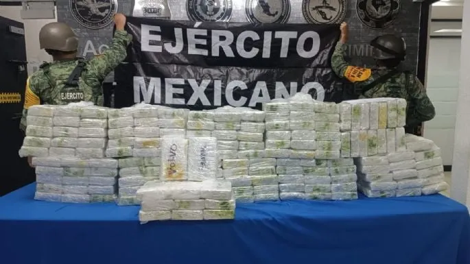 La Sedena incauta 200 kilos de cocaína y nueve vehículos en Tuxtla Gutiérrez; hay un detenido