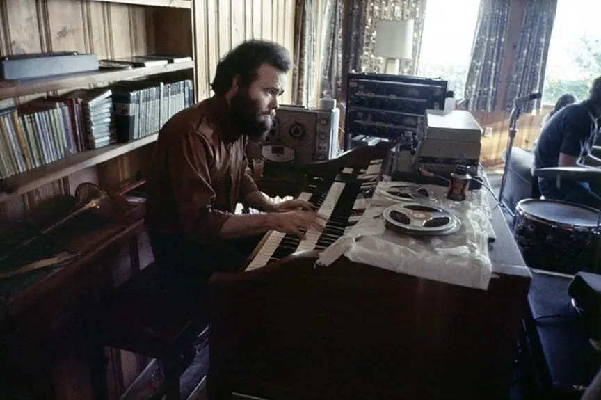 Garth Hudson, legendario músico de The Band, fallece a los 87 años