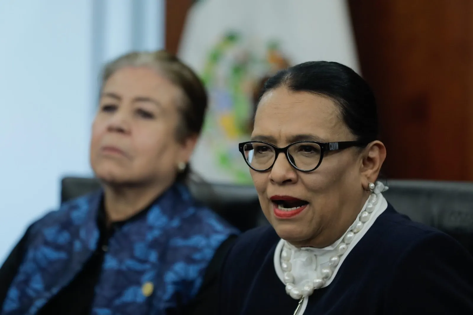 Rosa Icela Rodríguez se acerca a la oposición y ofrece que México no será tercer país seguro