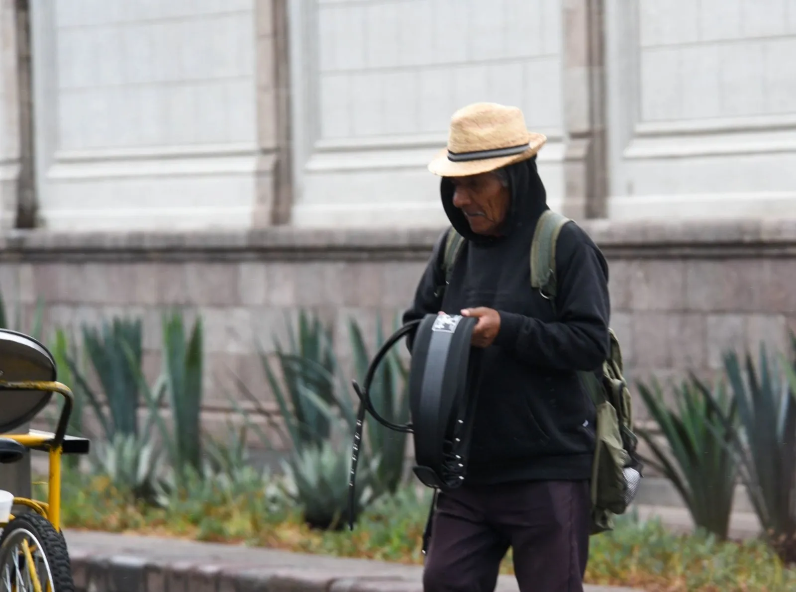 Onda tropical 30 provocará lluvias fuertes el jueves; frente frío 6 se hará estacionario