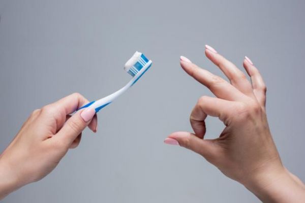 La importancia de elegir correctamente tu cepillo dental