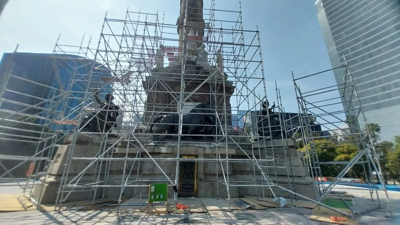 Inician restauración de columna del Ángel de la Independencia; prevén concluir en tres meses