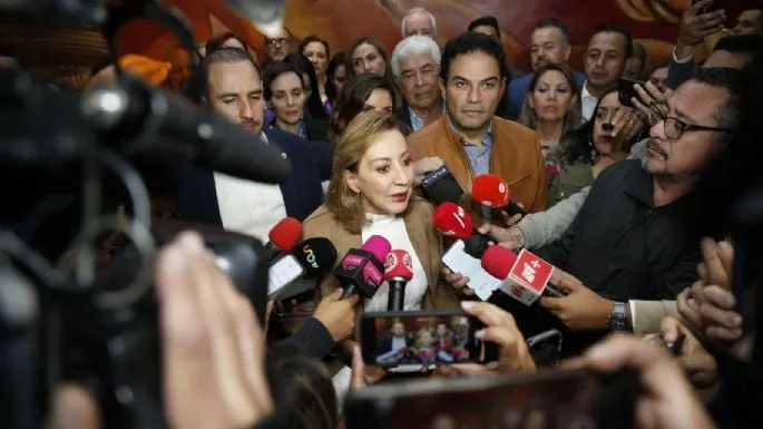 Miguel Ángel Yunes planta a senadores panistas previo a discusión de la reforma judicial