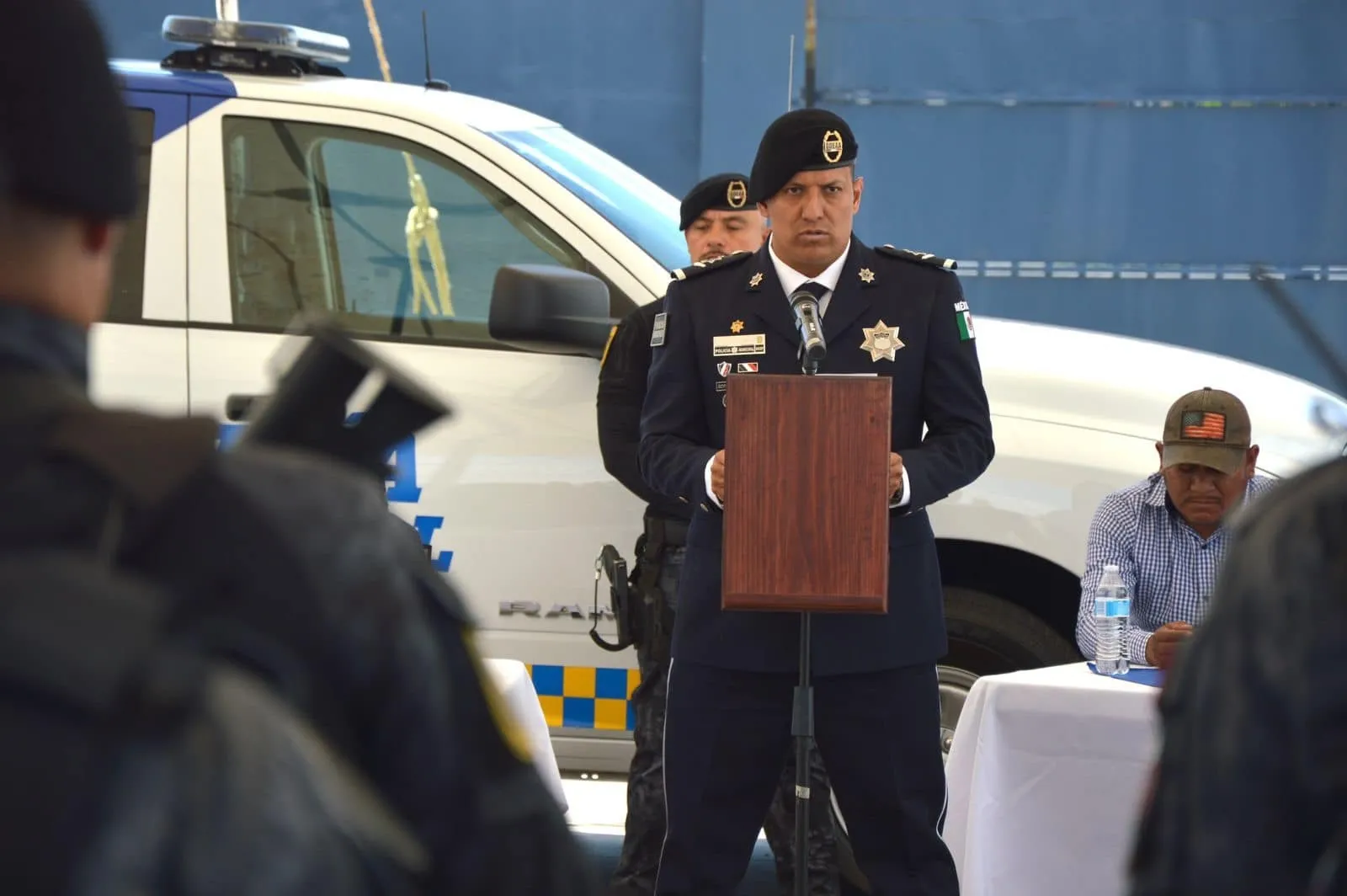 Despiden a comisario estatal tras videos donde jóvenes son humillados por policías de Celaya