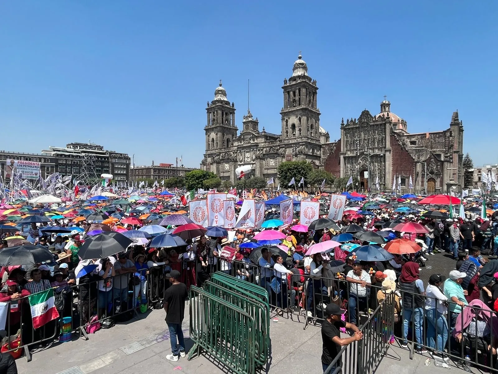 Nada que festejar: Anaya critica mitin en el Zócalo y recuerda campo de exterminio en Teuchitlán