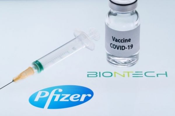 En Reino Unido aprobarán la próxima semana vacuna de Pfizer